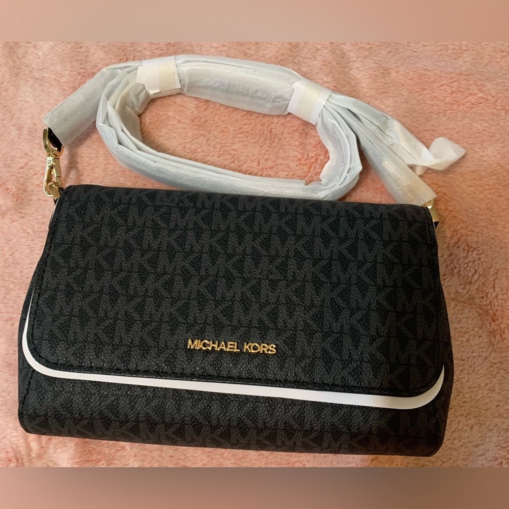 Real MK cross body purse NEW WITH TAGS